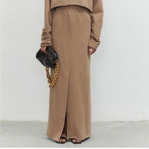 NWT- COMMENSE Live It Up Maxi Skirt in Camel